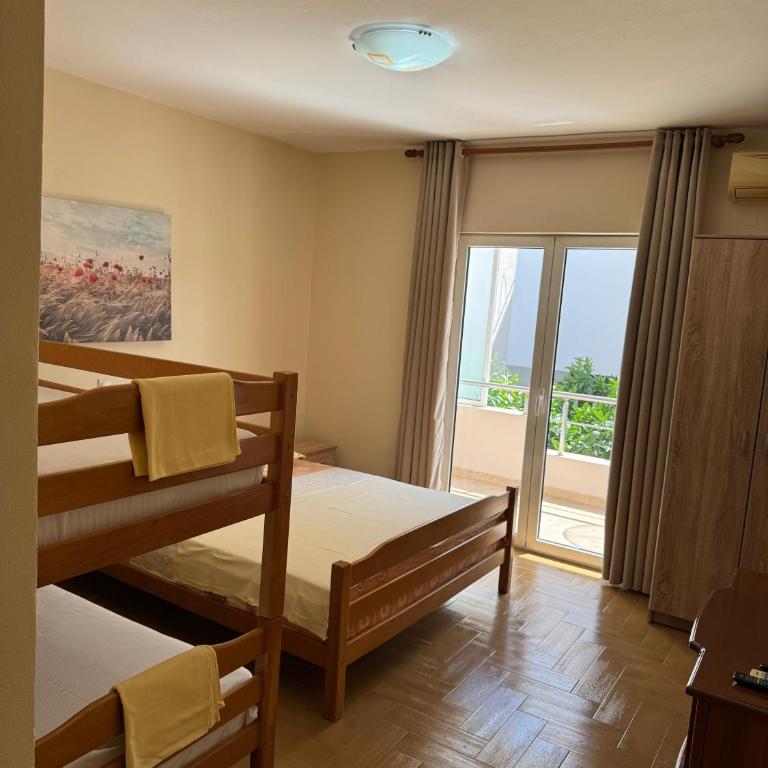 Apartments Family Ibrahimi - Četvorokrevetna Soba - 4