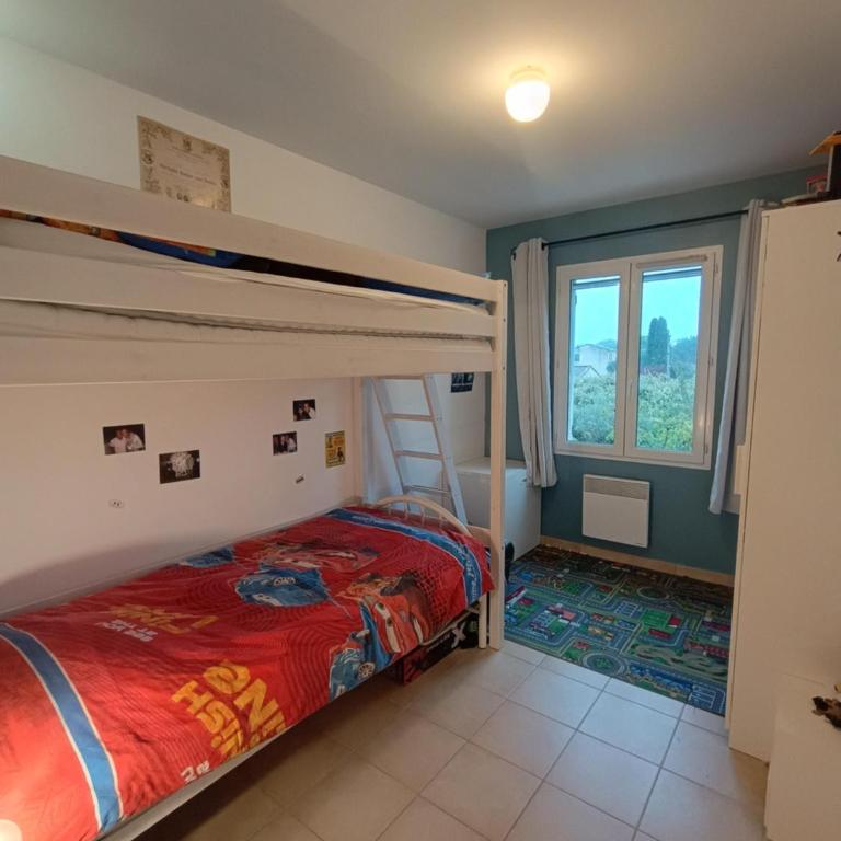 Maison villa avec piscine et spa, 6,8 ou 10 pers, meublés de tourisme 3 étoiles - Villa - 7