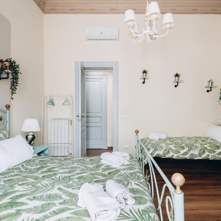 Trinacria rooms - Large Double Room - 2