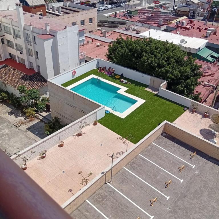 Marysol 32 By IVI Real Estate - Three-Bedroom Apartment - 25