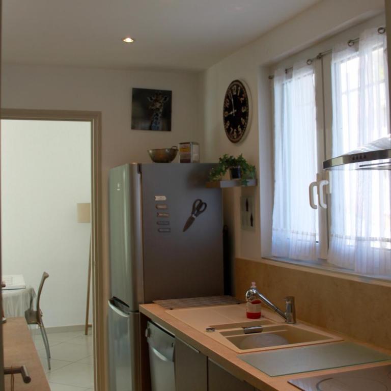 La Maison Blanche - Appartement avec Terrasse - 17