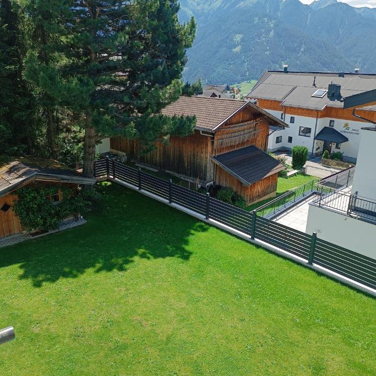 Appartements Fossa - Two-Bedroom Apartment with Balcony Top 3 - 8
