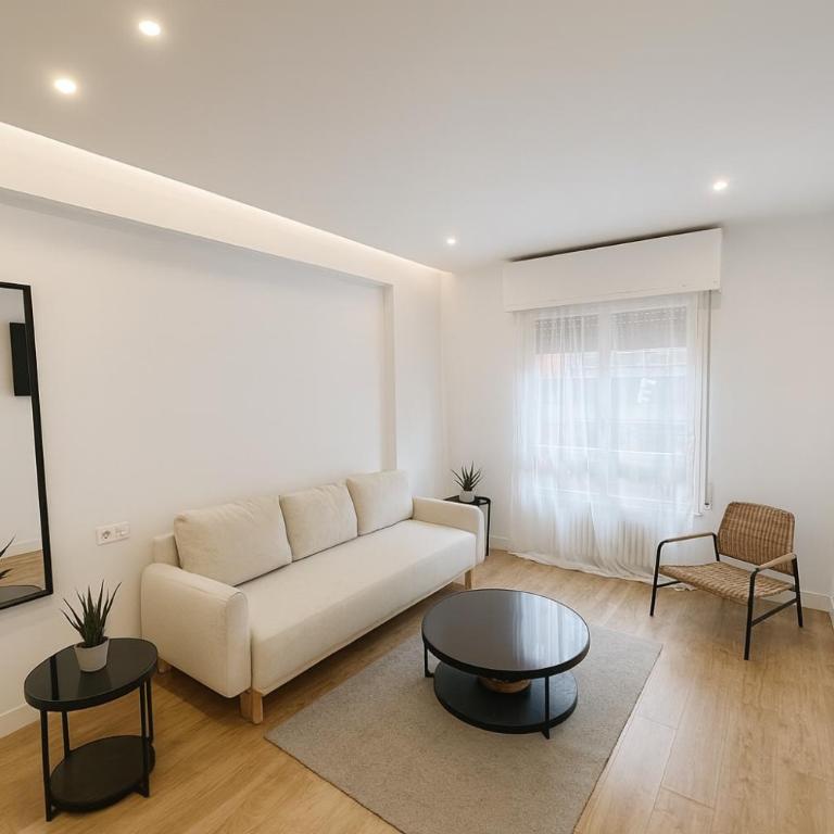 Spacious apartment in the city center - Apartamento Premier de 4 dormitorios - 1