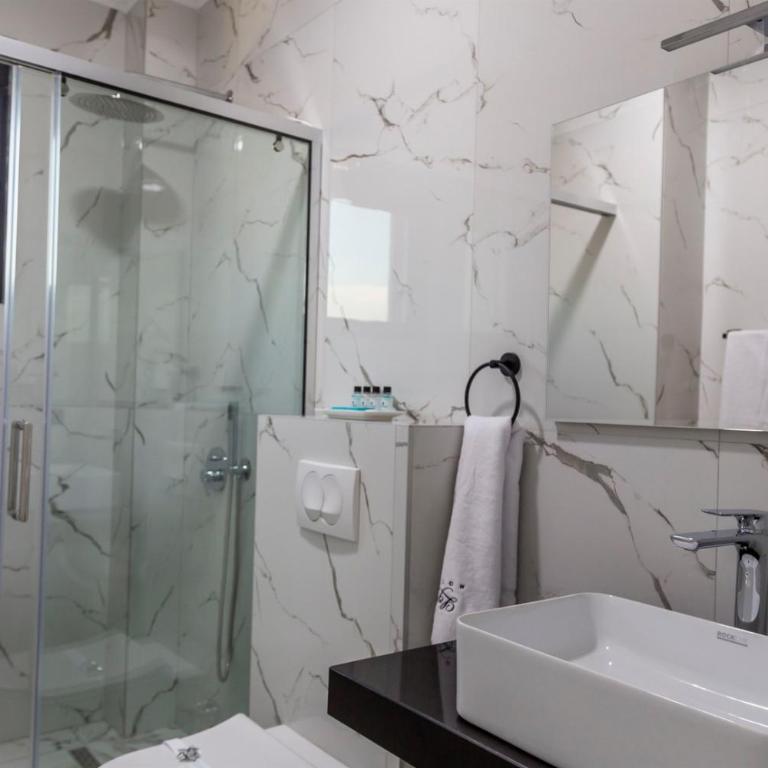 Hotel Lejla - One-Bedroom Apartment - 15