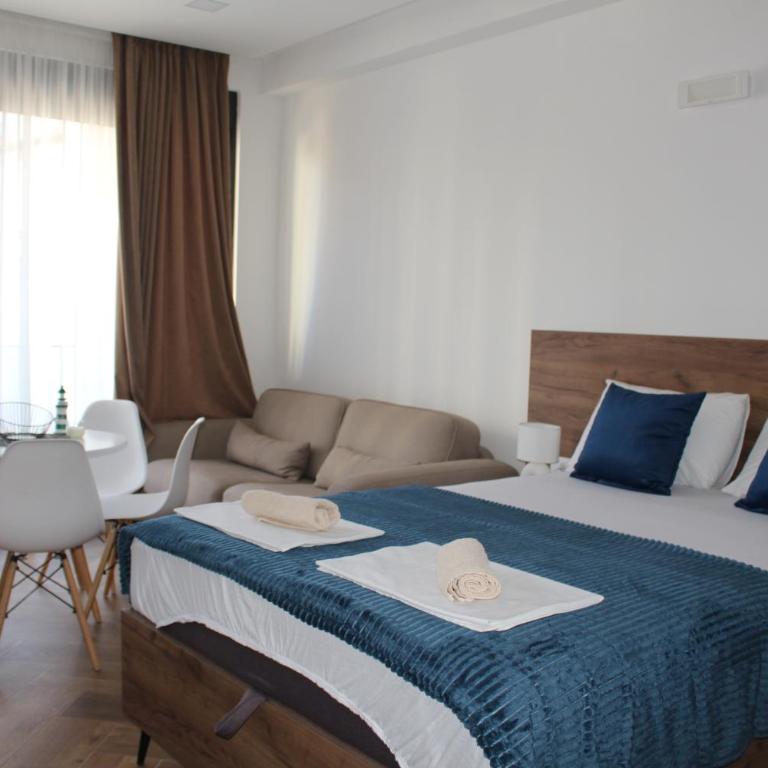 AMD - studio104 - One-Bedroom Apartment - 6