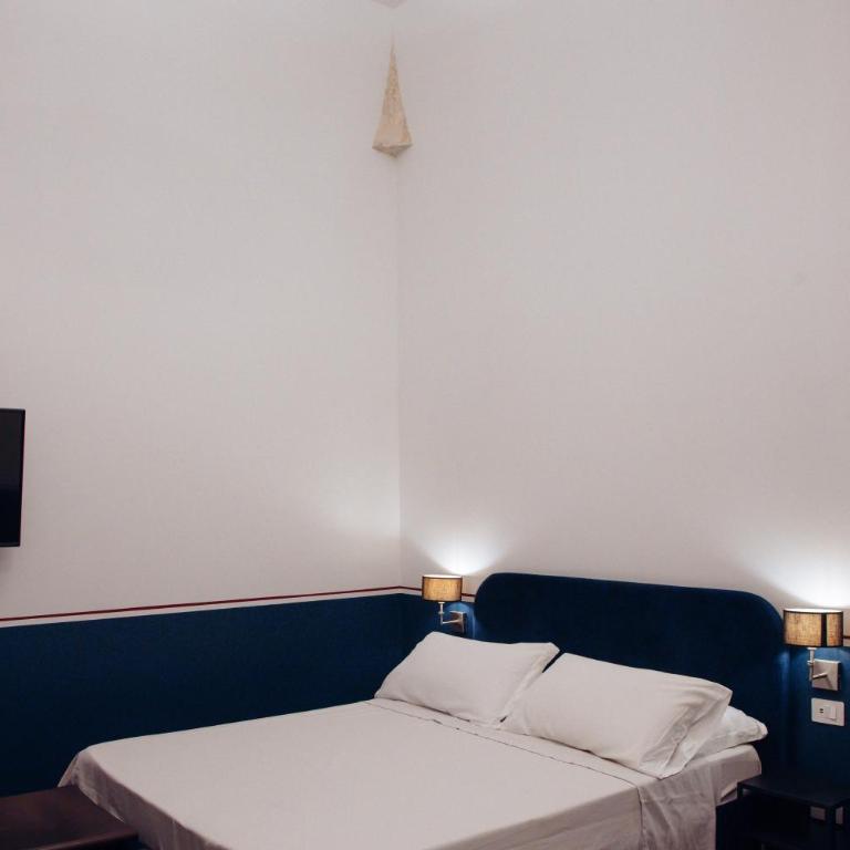 Altoledo Rooms and Suite - Camera Matrimoniale Economy - 3