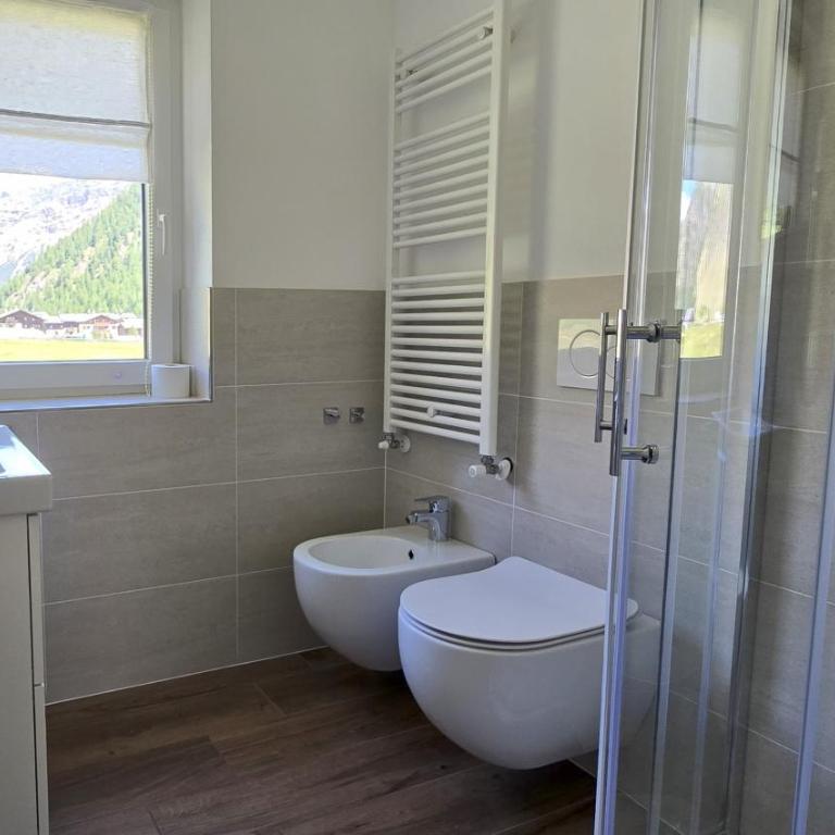 White Edelweiss - Appartamento con 2 Camere da Letto e Balcone - 9