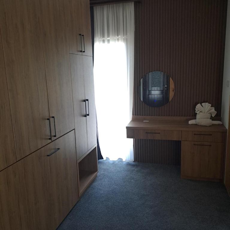 Rooms and apartmants Mirovic - Porodični Apartman Tipa "Suite" - 3
