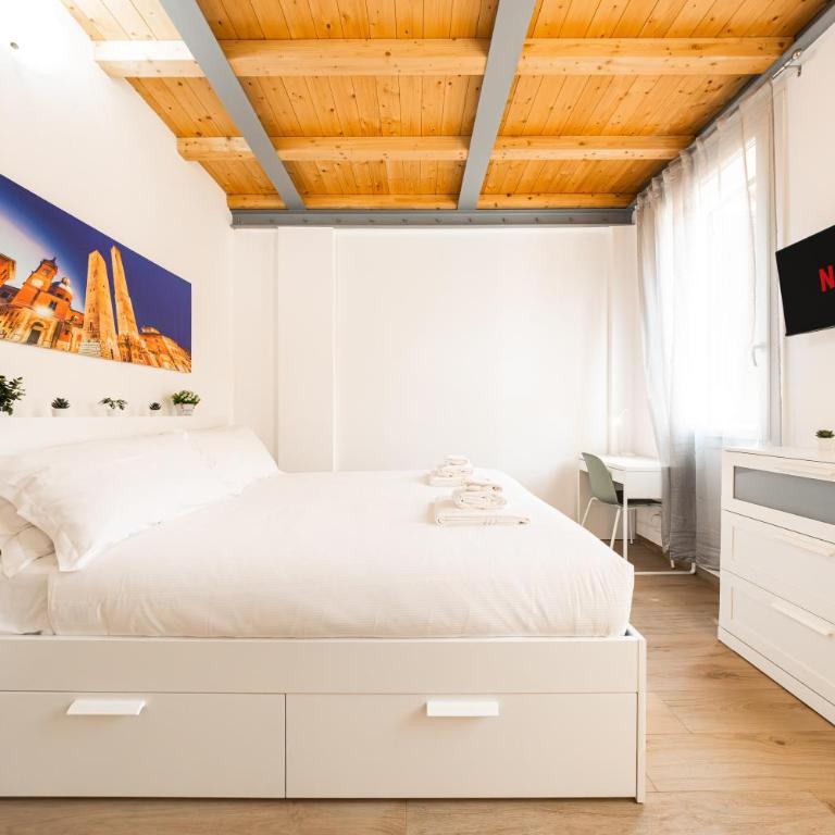 Belvedere House 2 in Bologna Center - Two-Bedroom Apartment - 7