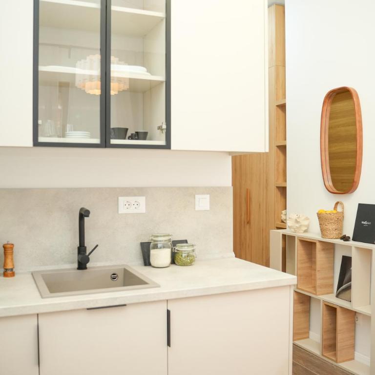 Helen studio apartment - One-Bedroom Apartment - 15