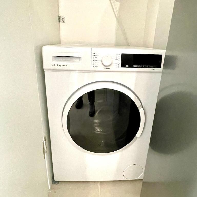 T2 Bleu Mer - Centre ville , Climatisé , 5 min de la plage et à 250m de la gare - Appartement 1 Chambre - 13