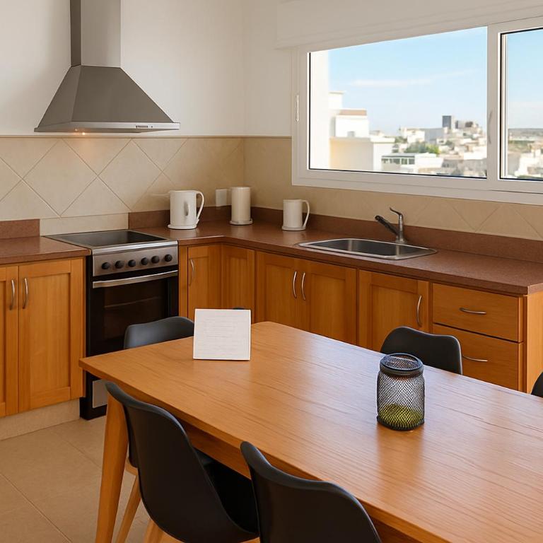 Aguila Mora, calidez, terraza, mar y meseta - Apartamento de 3 dormitorios - 9
