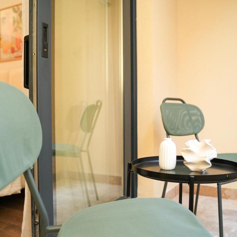 Helen studio apartment - One-Bedroom Apartment - 2