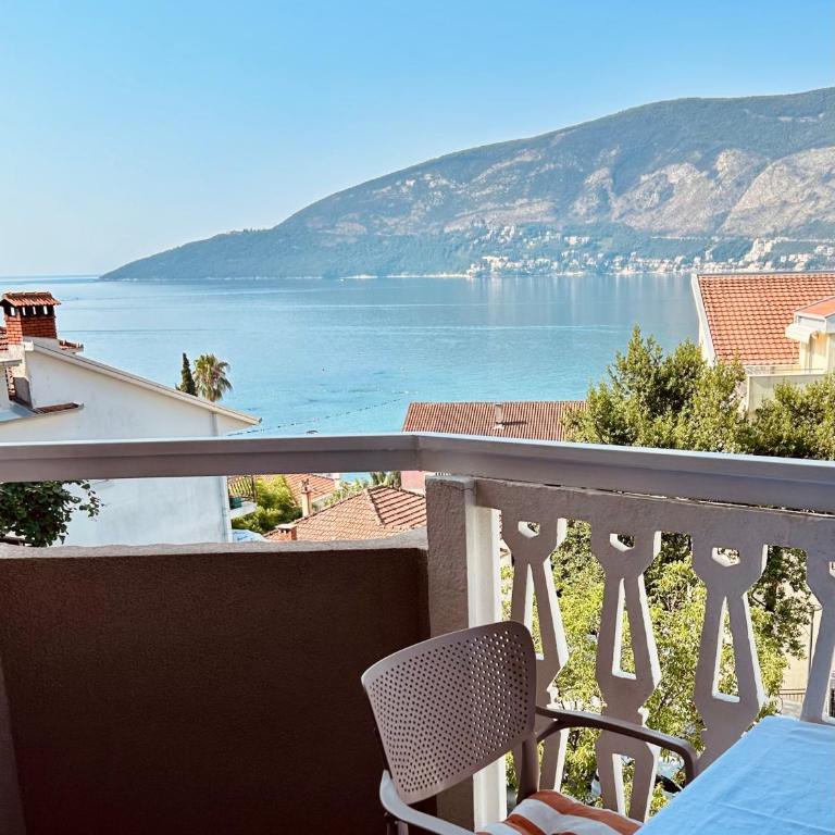 Villa Nena - Double Room with Balcony and Sea View - 4