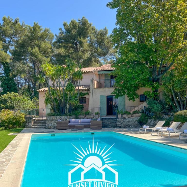 LA ROURETANE Pool AirCo for 10 By Sunset - Villa - 15