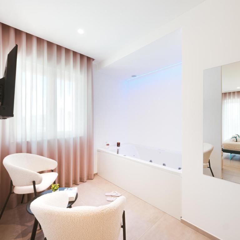 Eleia Domos - Aurea Rooms - Camera Tripla Luxury - 5