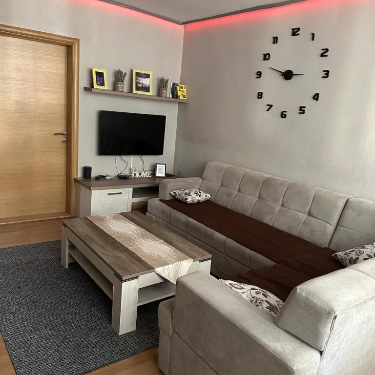 Modern 2 Bedroom Flat in Mostar Centre - Two-Bedroom Apartment - 5