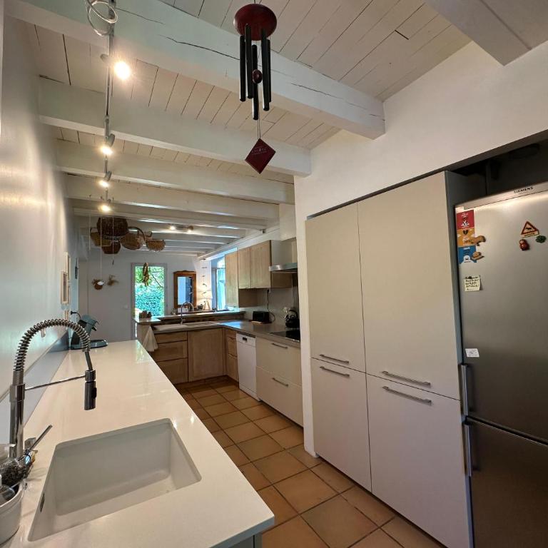 La Maison du Petit Hérisson de 170 m2 avec jardin parking accueil de 6 personnes barbecue - Casa con 3 Camere da Letto - 9