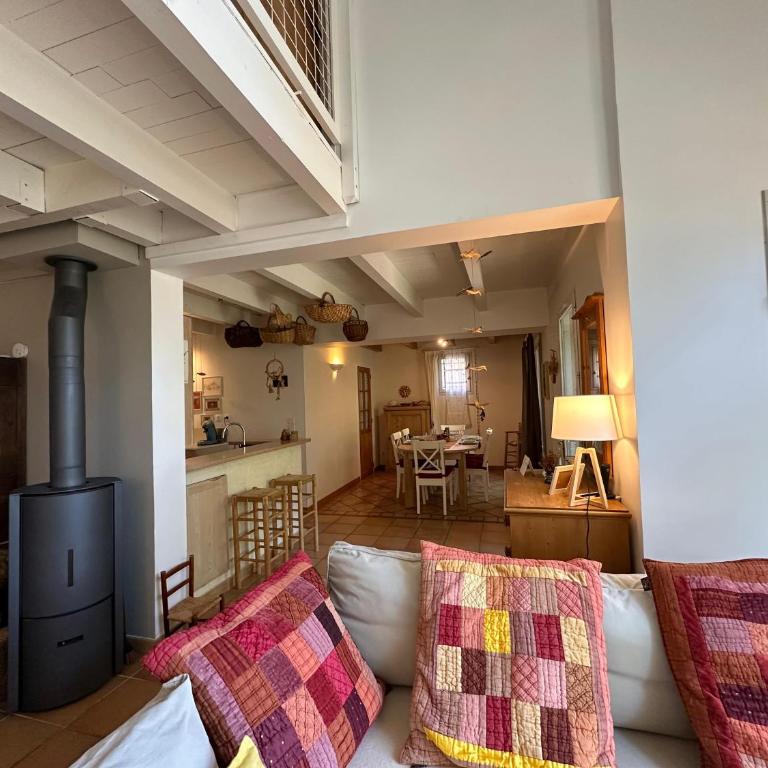 La Maison du Petit Hérisson de 170 m2 avec jardin parking accueil de 6 personnes barbecue - Casa con 3 Camere da Letto - 4
