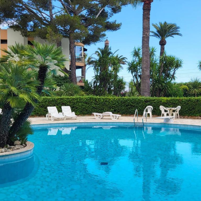 Superbe appartement plage du Midi 2 piscines 325L - Apartment mit 2 Schlafzimmern, Terrasse und Meerblick - 11