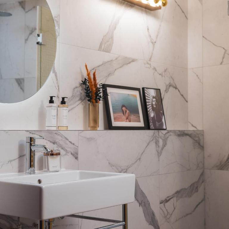 Seven Hotel Paris - Suite Standard - 4