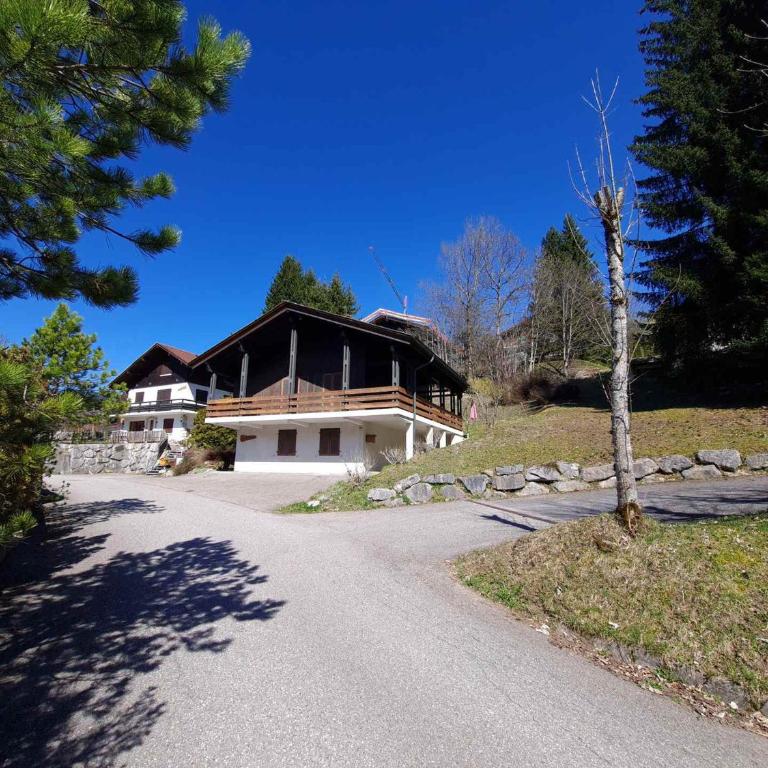 Chalet savoyard 8 pers, 4 chambres, parking privé - FR-1-459-202 - Chalet - 19