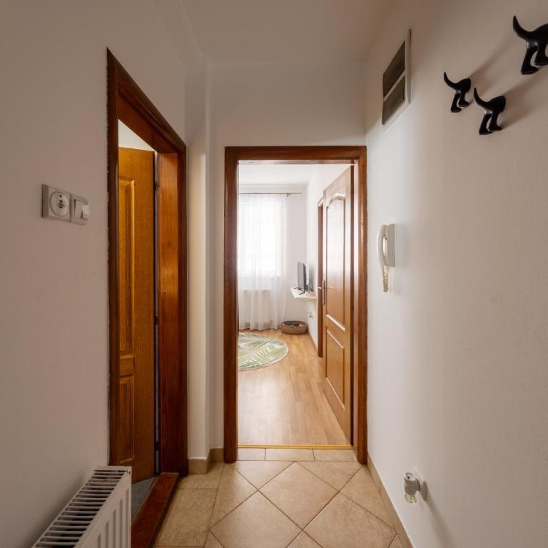 Quince - One-Bedroom Apartment - 10