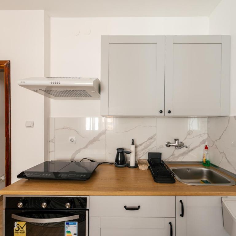 Quince - One-Bedroom Apartment - 9