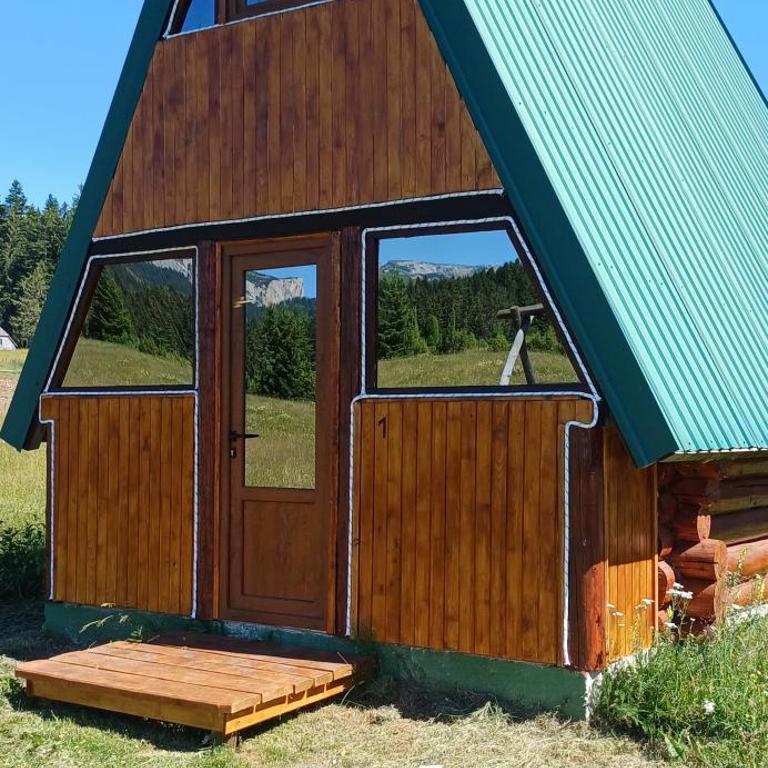 Etno House's Uskoci - One-Bedroom House - 4