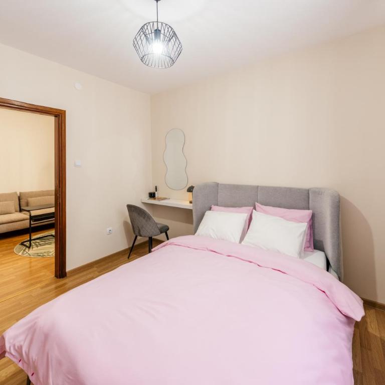 Quince - One-Bedroom Apartment - 11