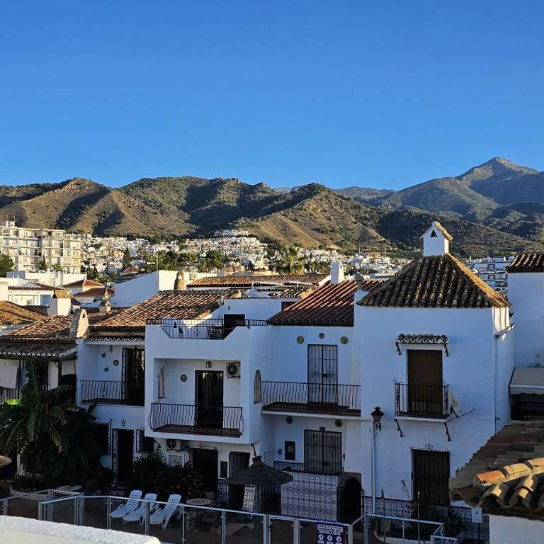 Pueblo Andaluz New Luxury Townhouse Centre Nerja - Villa Deluxe - 16