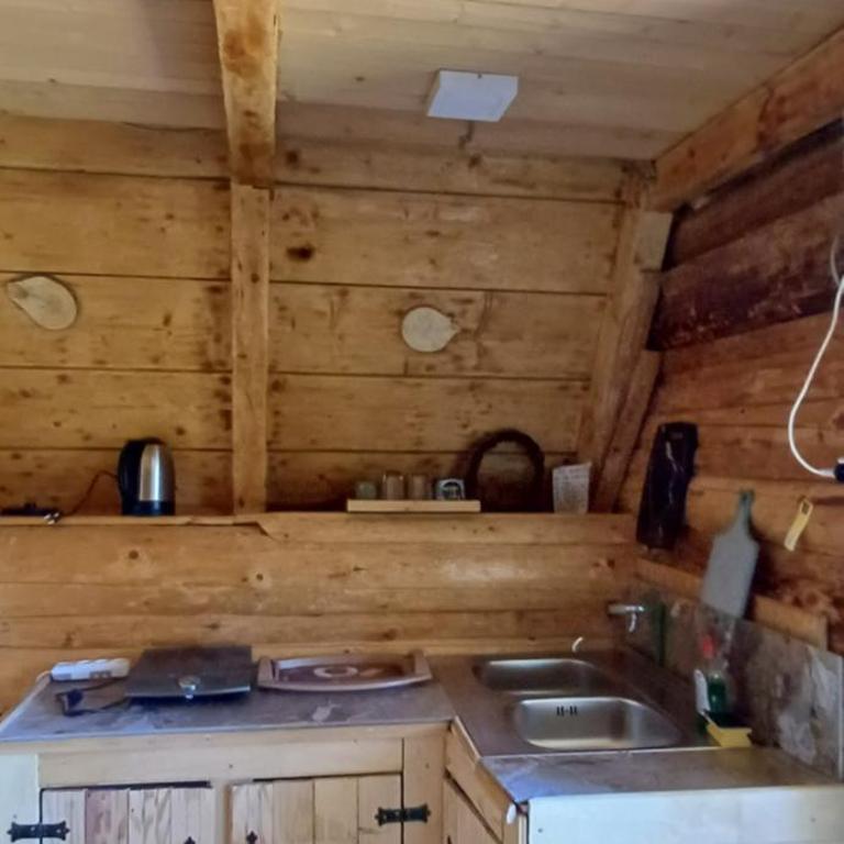 Etno House's Uskoci - One-Bedroom House - 11