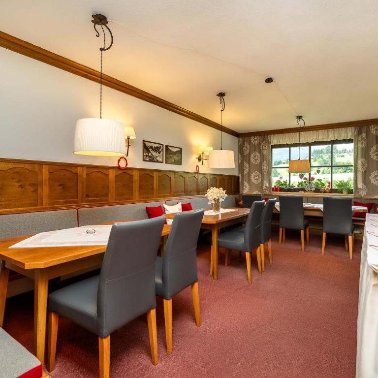 Pension Kreuzer - Double Room with Balcony - 7