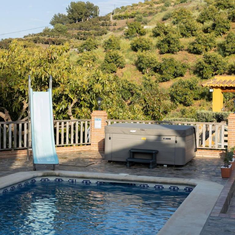 Cortijo de Carmen - Lujo Rustico en el Corazon de la Montaña - Villa - 11