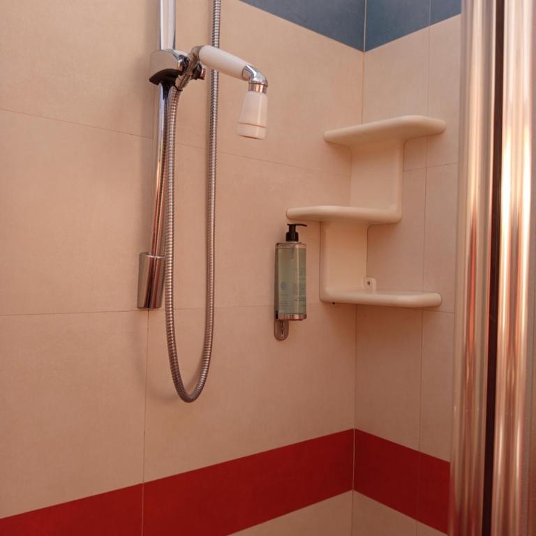 Amaryllis Hotel - Camera Tripla - 3