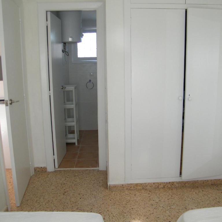 Apartamento en Playa de Gandía con vistas al mar, 1 dormitorio, piscina, tenis, a/a, se aceptan mascotas - ES-314-21 - Apartamento - 15