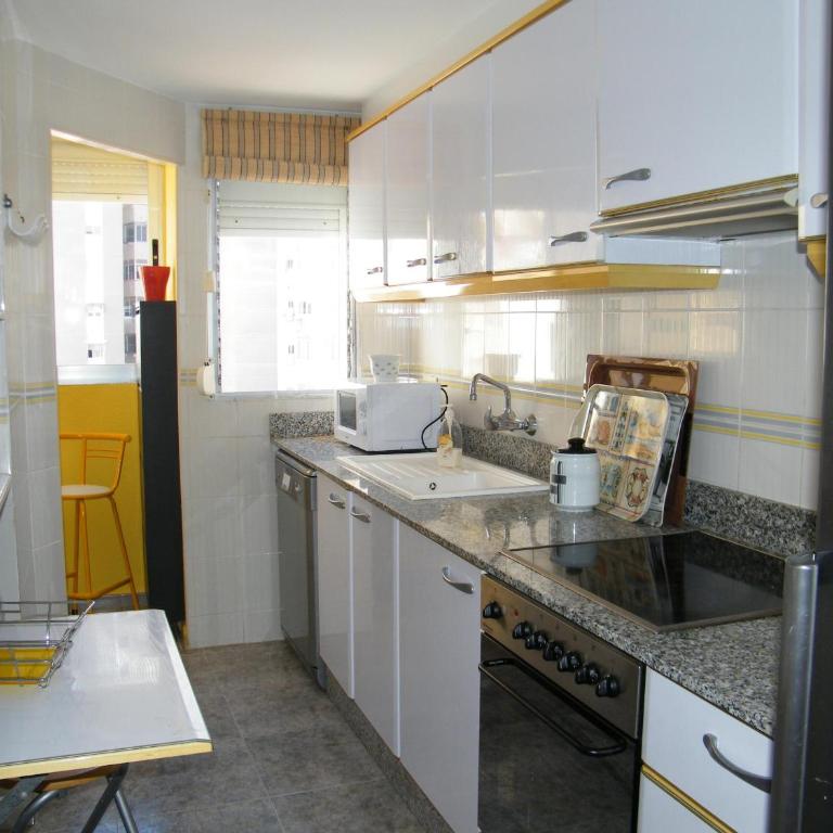 Apartamento con aire acondicionado - Vista a la piscina - ES-314-30 - Apartamento - 18