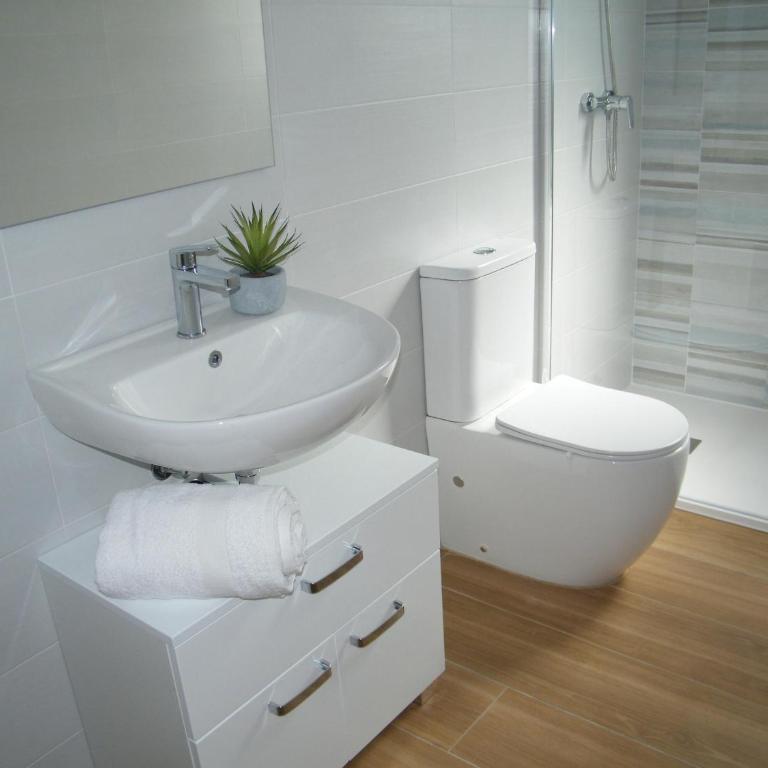 Apartamento en Playa de Gandía: 2 Dorm, Aire Acond, Piscina, Parking. Exclusivo Familias - ES-314-16 - Apartamento - 26