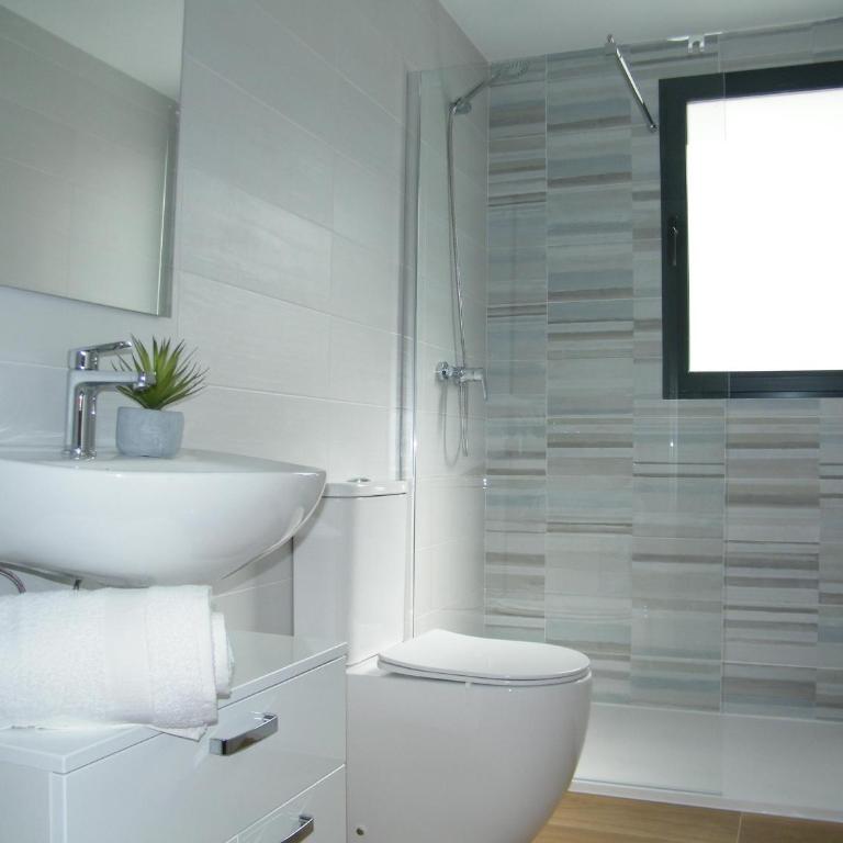 Apartamento en Playa de Gandía: 2 Dorm, Aire Acond, Piscina, Parking. Exclusivo Familias - ES-314-16 - Apartamento - 28