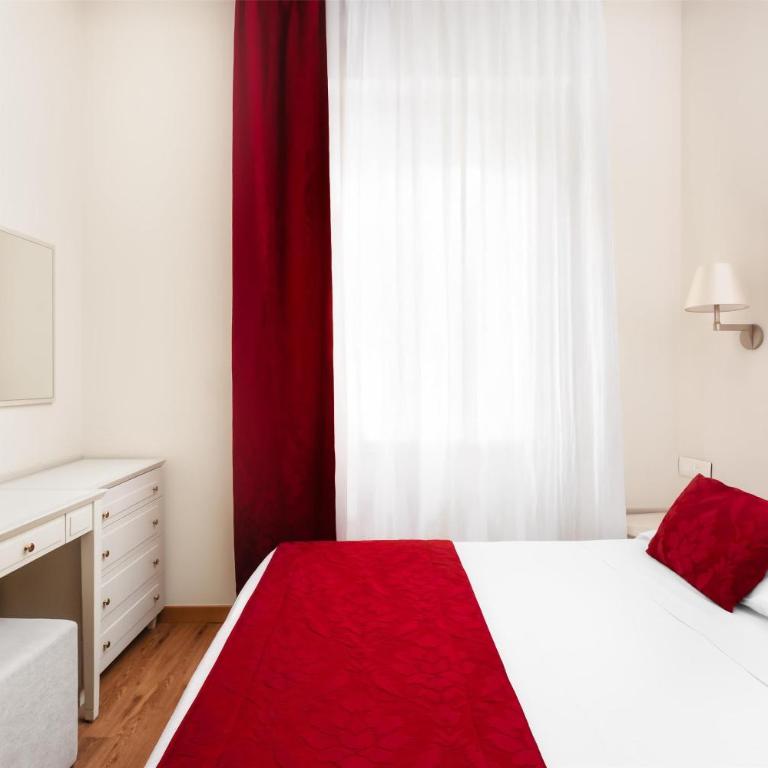 Best Western Hotel Nazionale - Chambre Double Classique avec Petit Lit Double - Non-Fumeurs - 1