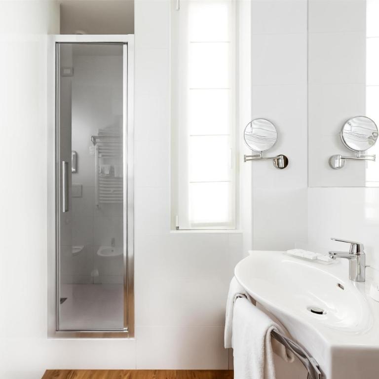Best Western Hotel Nazionale - Chambre Double Classique avec Petit Lit Double - Non-Fumeurs - 2