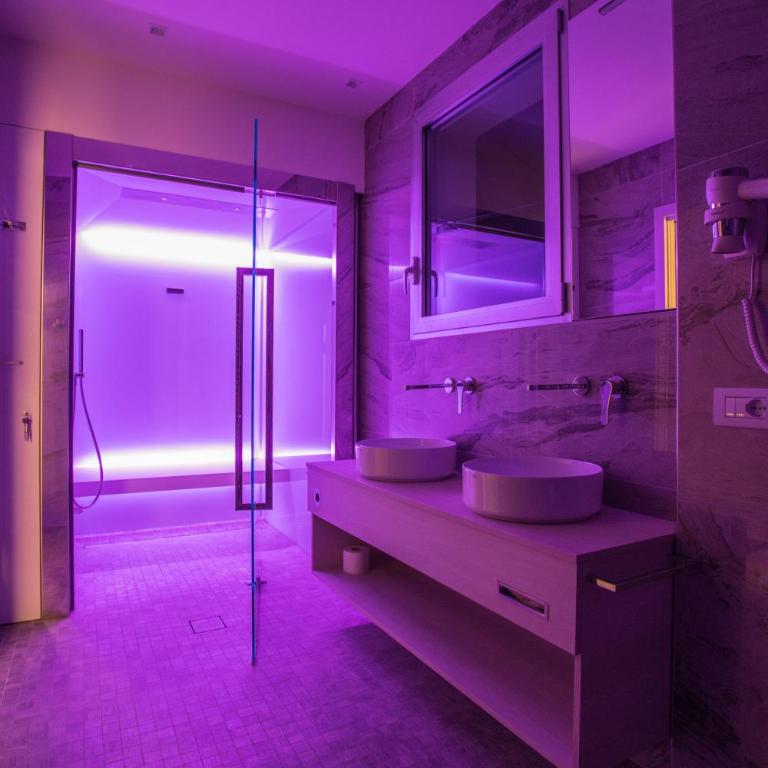 Hotel Savini - Suite Queen con Vista Mare - 10