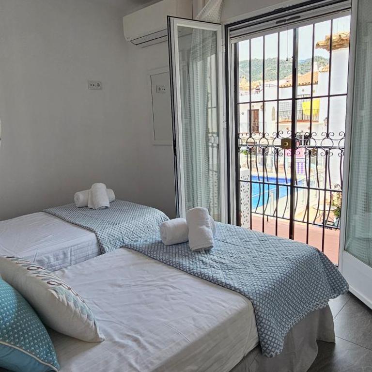Pueblo Andaluz New Luxury Townhouse Centre Nerja - Villa Deluxe - 4
