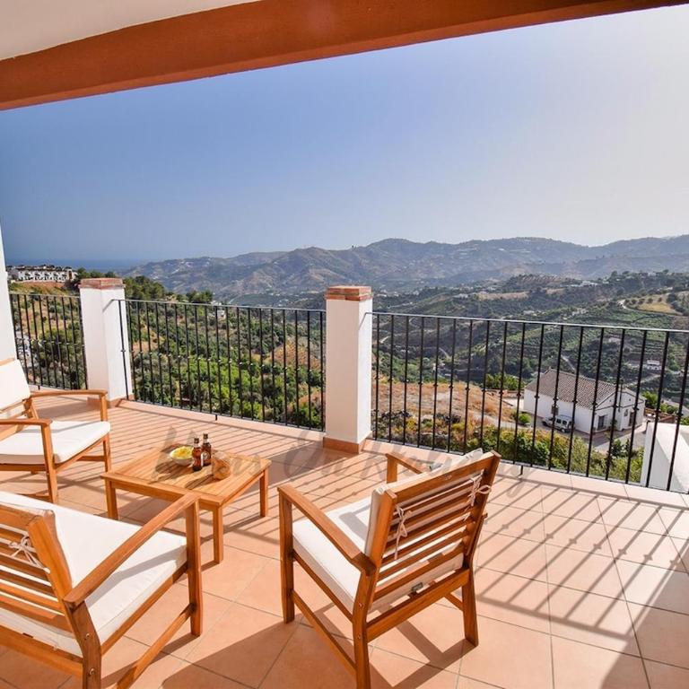 Altos de Frigiliana APT 2 - 2 bedroom Apartment with amazing views and Pool HansOnHoliday Rentals - Apartamento de 2 dormitorios - 24
