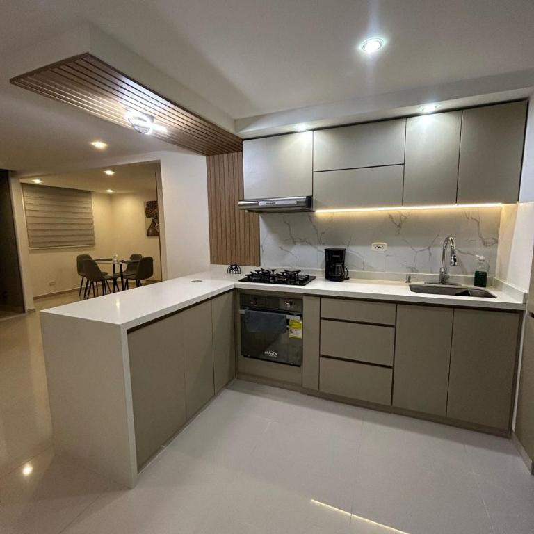 Apartamento con aire acondicionado sur de cali - Apartamento de 2 dormitorios - 1
