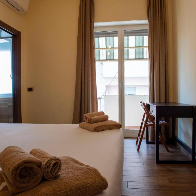 JSK Suite - Camera Matrimoniale con Balcone - 2