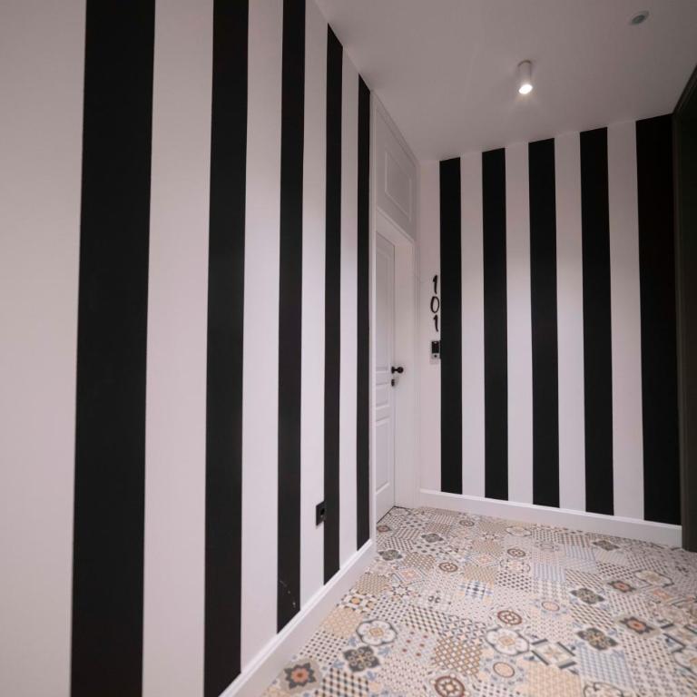 Four Elements Apartments - Deluxe Apartment - 25
