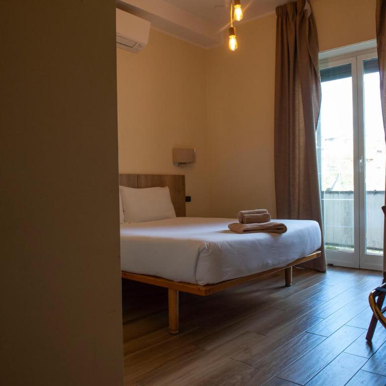 JSK Suite - Camera Singola con Balcone - 2