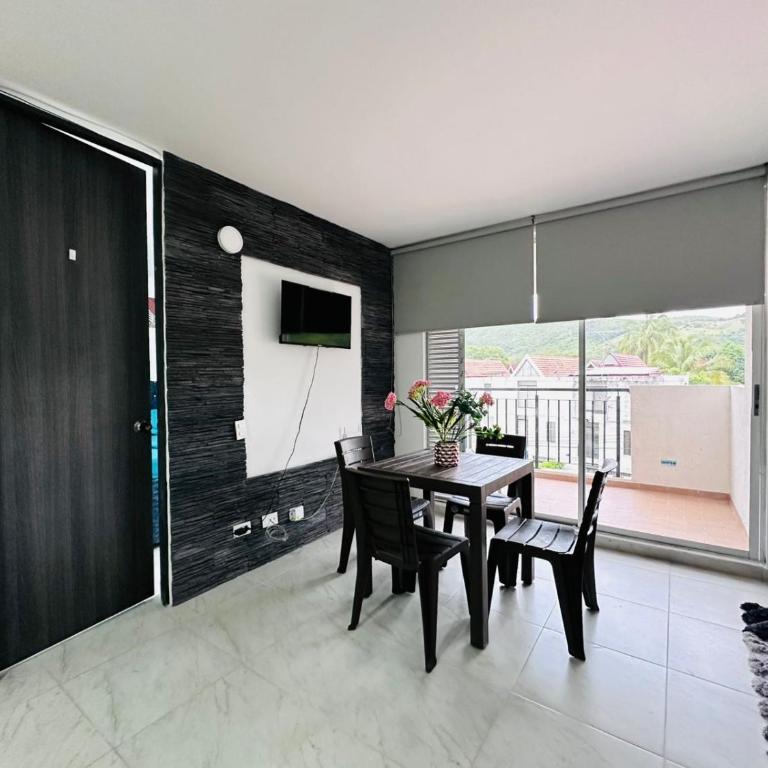 Hermoso apartamento en girardot - Apartamento de 2 dormitorios con balcón - 12