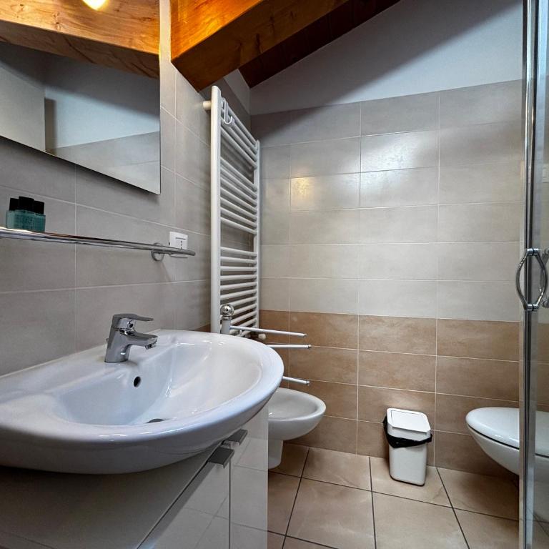 Casa Asia Gravedona - Larihome A100 - Appartamento con 2 Camere da Letto - 6